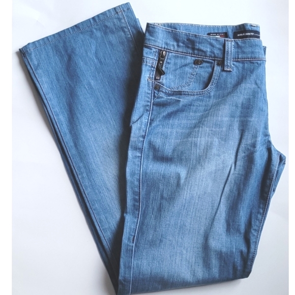 Miss Sixty | Light Blue Oprah Style Jeans - Picture 5 of 15